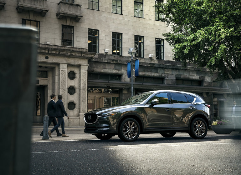 Le Mazda CX-5 Signature 2019 offre beaucoup de luxe