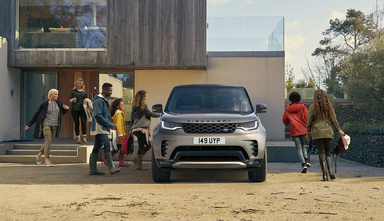 Apprenez à connaître la famille du Land Rover Discovery 2023