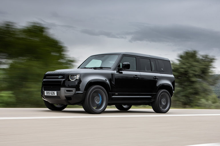 An In-Depth Look at the Most Spacious Land Rover and Range Rover SUVs ...