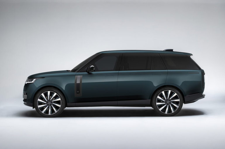 Exploring the New SV Bespoke Service for Range Rover: Customization and Power Redefined