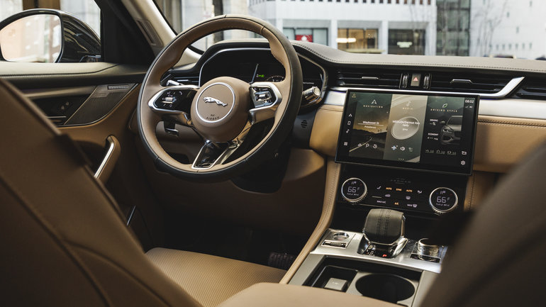 Pivi Pro, a 12.3-Inch Digital Cluster and Meridian Audio: What the F-Pace Puts in Front of You