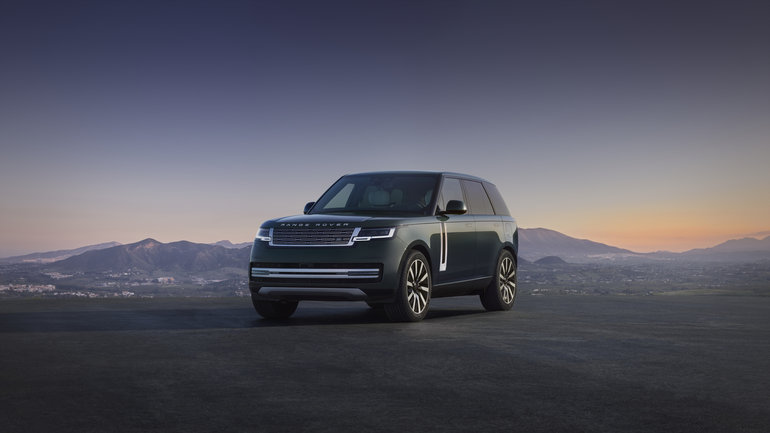 Premier regard sur le Range Rover Electric