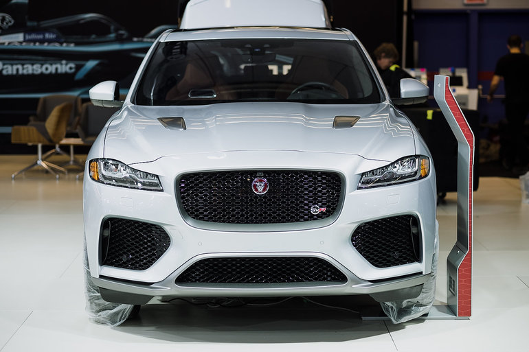 The 2019 Jaguar F-Pace is at the Montreal Auto Show