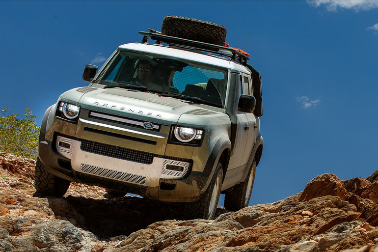 Coup d’œil aux versions du nouveau Land Rover Defender 2020