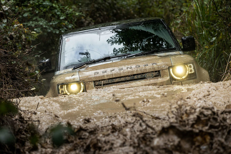Un regard aux options cool du Land Rover Defender