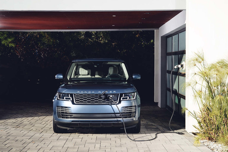 Hybrid versions of the Range Rover lineup