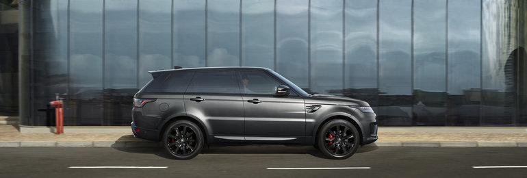2022 Range Rover Sport vs. 2022 Porsche Cayenne: Trust the real thing