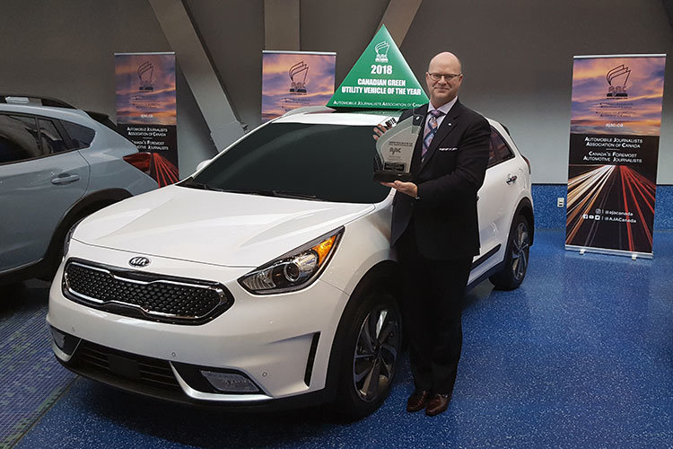 Kia Niro Named Canadian Green Utility Vehicle of the Year by Automotive Journalists Association of Canada