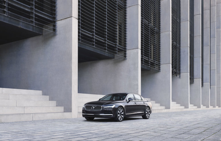 A Quick Overview of the 2024 Volvo S90