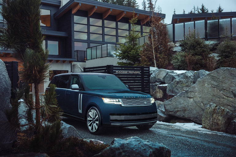 Range Rover Unveils Exclusive SV Arete Edition in Whistler