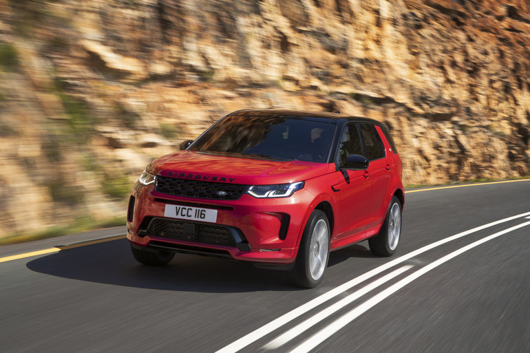 3 Reasons a Pre-Owned Land Rover Discovery Sport is the Luxury SUV You Need