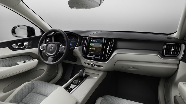 Inside the 2025 Volvo XC60's Connected Cabin