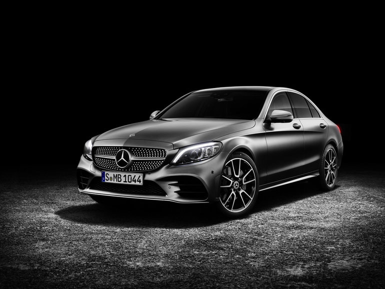 Three Reasons to Purchase a Pre-Owned Mercedes-Benz C-Class