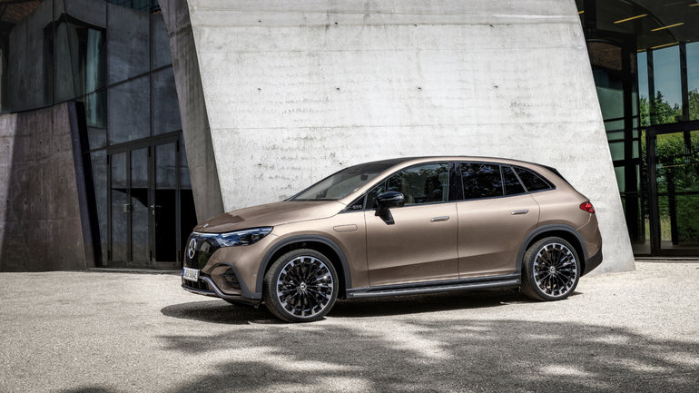 The 2023 Mercedes-Benz EQE SUV: Ten Noteworthy Features