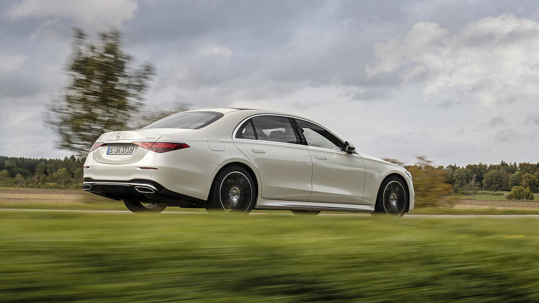 The Mercedes-Benz 4MATIC system: when does it really help us?