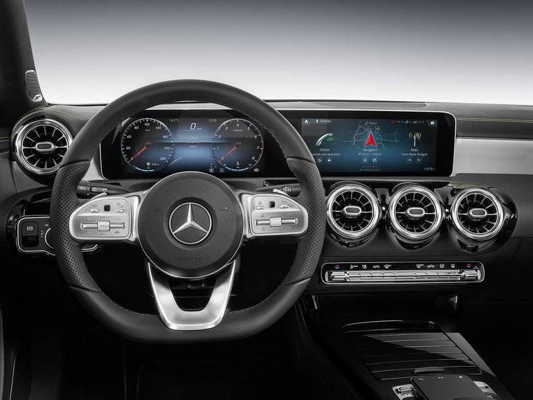 Understanding Mercedes-Benz MBUX technology