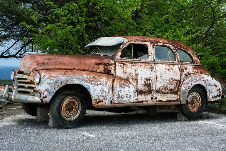 Should You Drive an Old Car into the Ground?