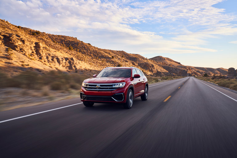 Differences in Space Between 2023 VW Atlas and 2023 VW Atlas Cross Sport