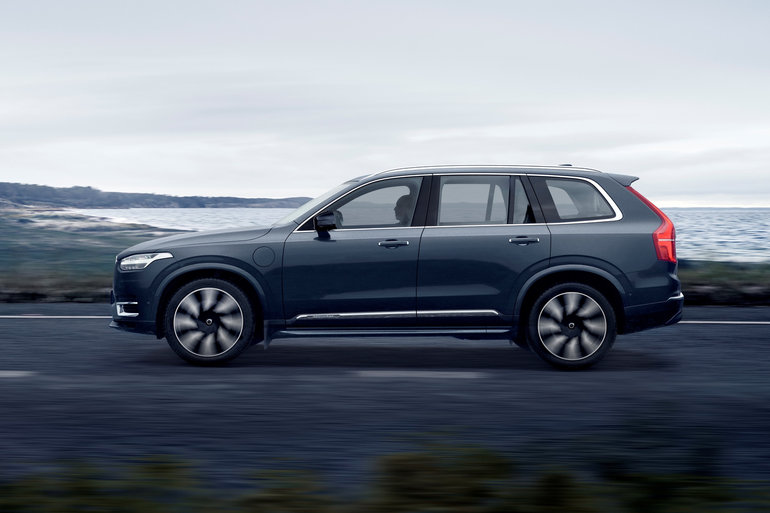 2024 Volvo XC90: A Close Look at the Powertrain Options