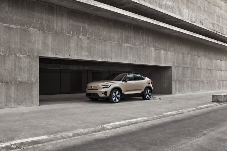 Questions to Ask Yourself If You're Considering the 2025 Volvo EC40 for City Commuting