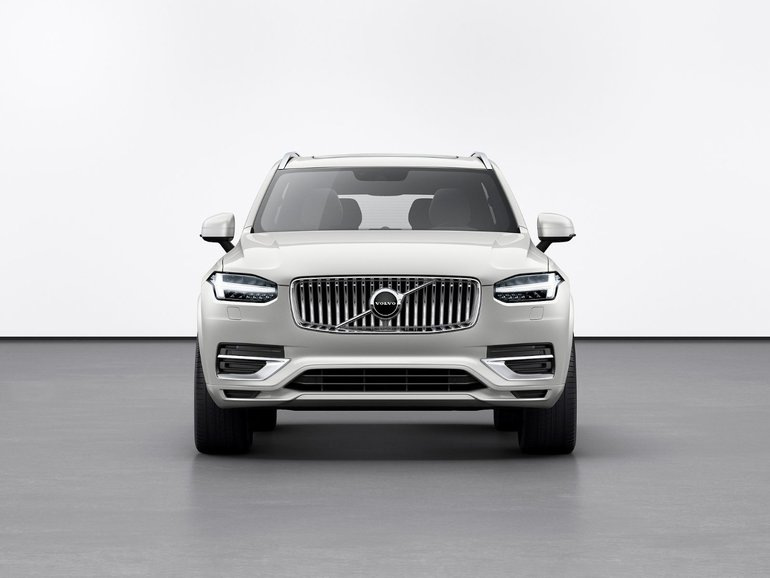 Three Reasons to Buy a 2021 Volvo XC90 This Summer