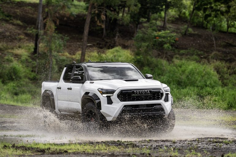 Tacoma TRD Pro vs. Trailhunter: Which 2025 Off-Road Truck Suits Your Ontario Adventures?