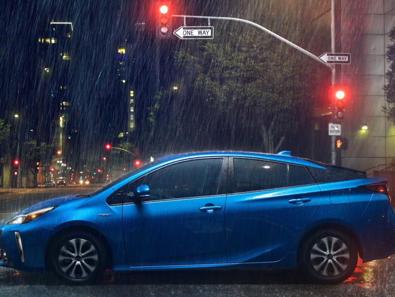 2019 Toyota Prius Bows with Awd at La Auto Show