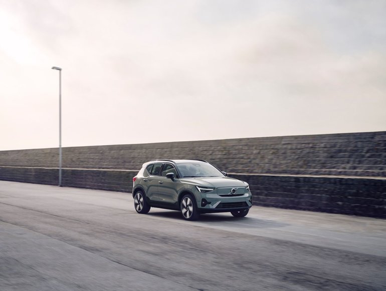 Volvo XC40 or XC40 Recharge? Which is Right for You?