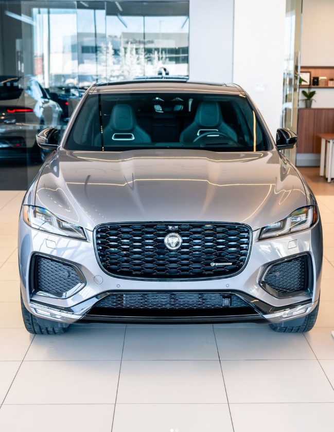 Jaguar Royal Oak's Exceptional Customer Service