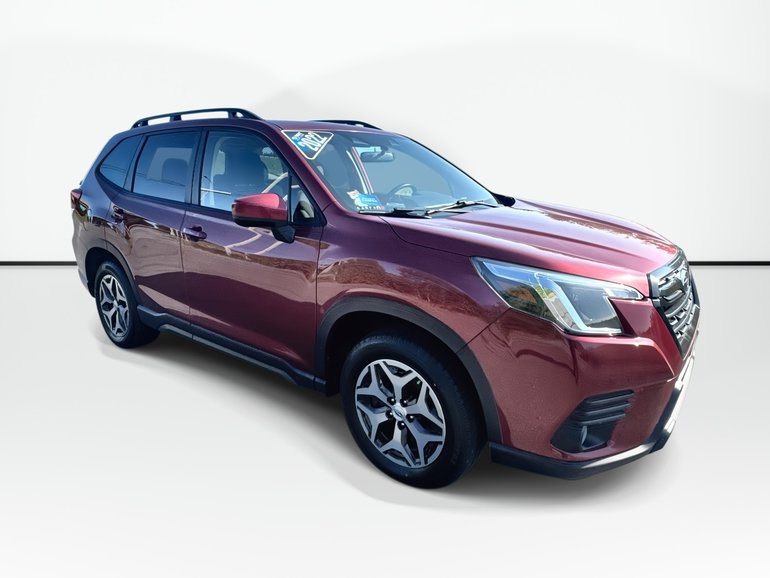 2022 Subaru Forester Touring | Roof | Cam | USB | Warranty to 2027