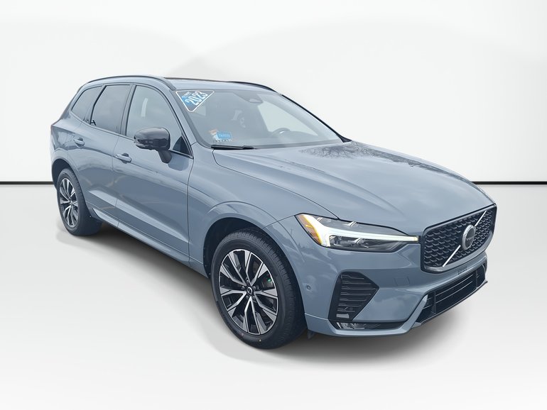 2023 Volvo XC60 Plus Dark Theme | Roof | Nav