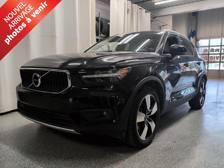 2022 Volvo XC40