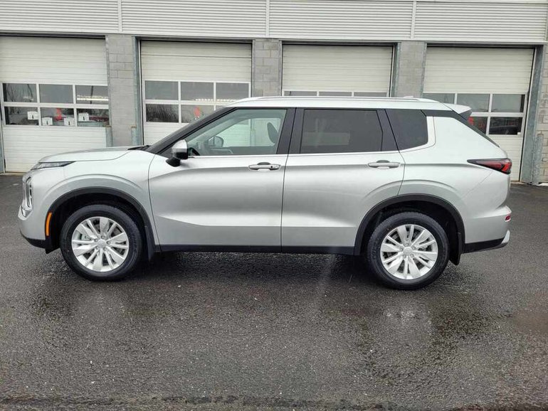 2026 Mitsubishi Outlander