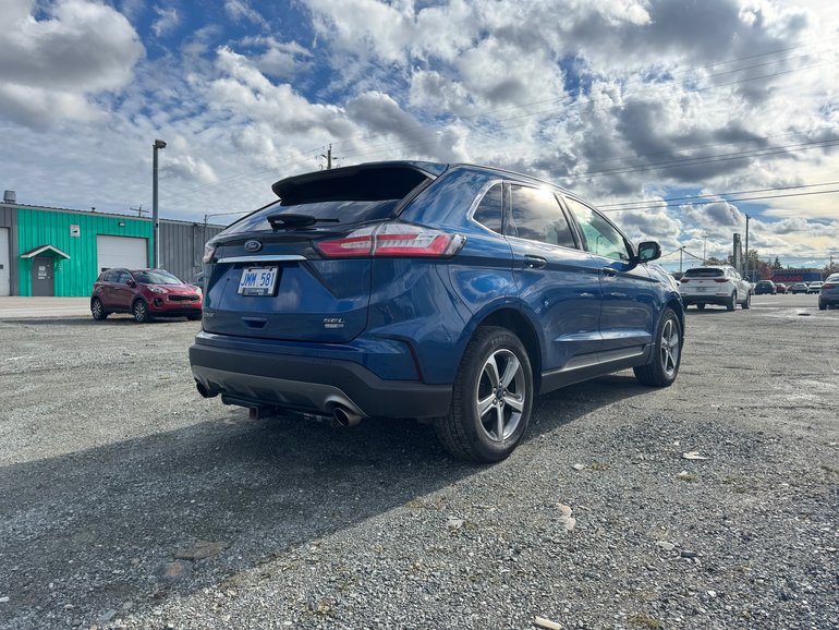 2020 Ford Edge