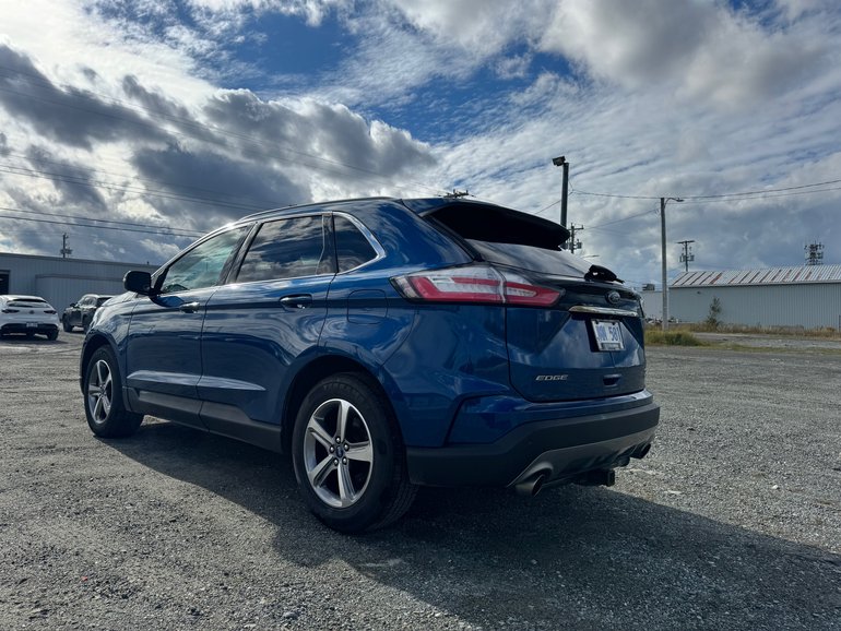 2020 Ford Edge