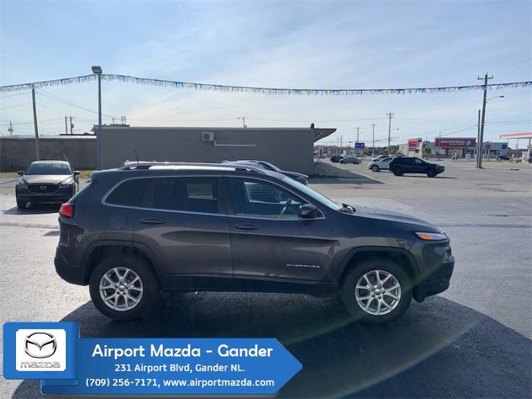 Airport Mazda Pre Owned 17 Jeep Cherokee North Bluetooth Fog Lamps For Sale Airport Mazda Pre Owned 17 Jeep Cherokee North Bluetooth Fog Lamps For Sale
