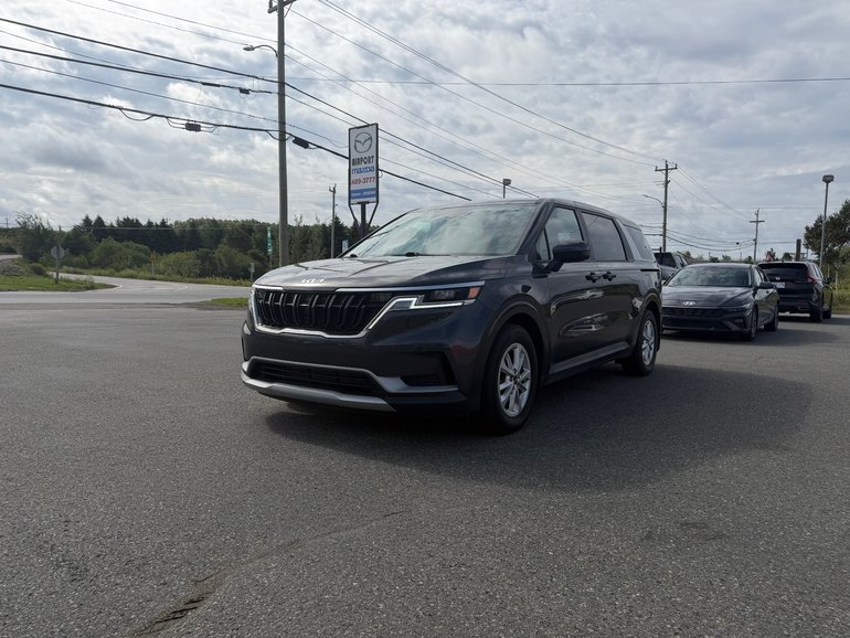 2023 Kia Carnival LX