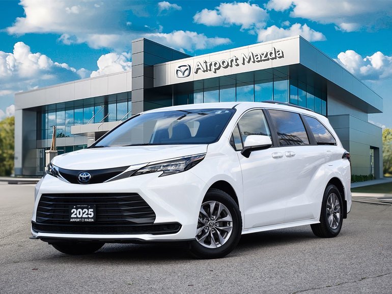 2025 Toyota Sienna LE