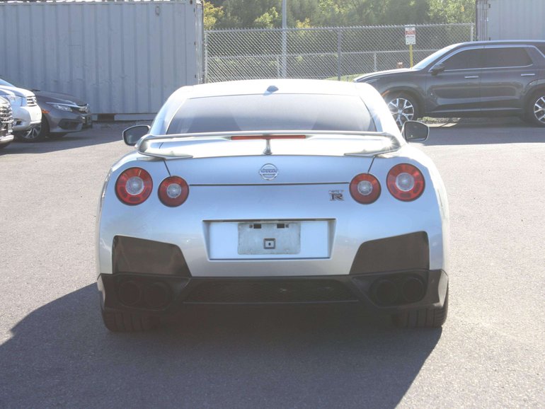 2010 Nissan GT-R