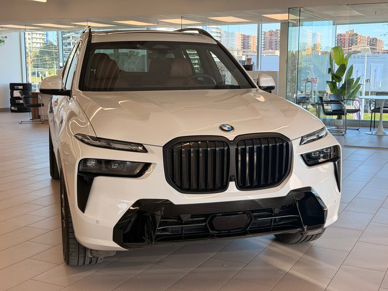 2025 BMW X7