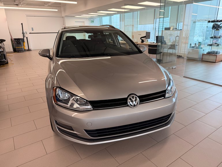 2017 Volkswagen Golf SportWagen
