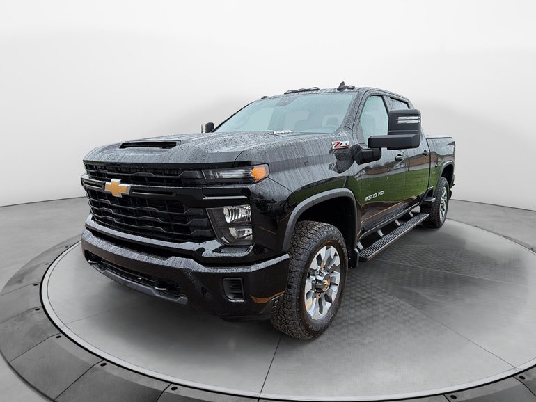 Chevrolet Silverado 2500HD Custom 2024