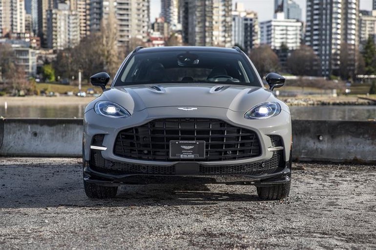 2023 Aston Martin DBX707