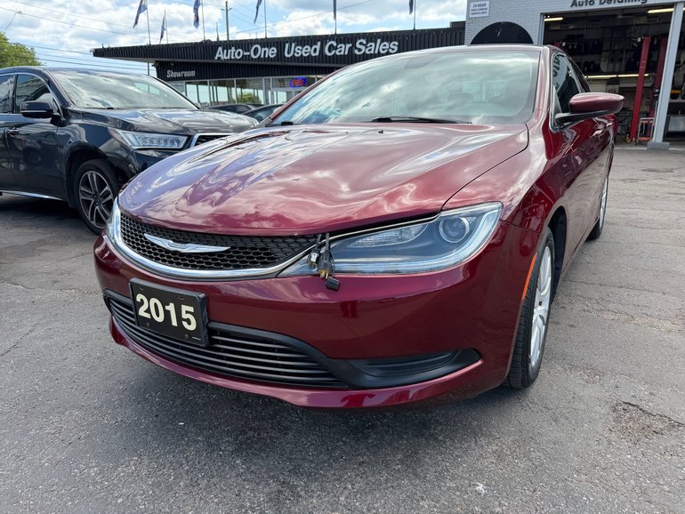 2015 Chrysler 200 LX