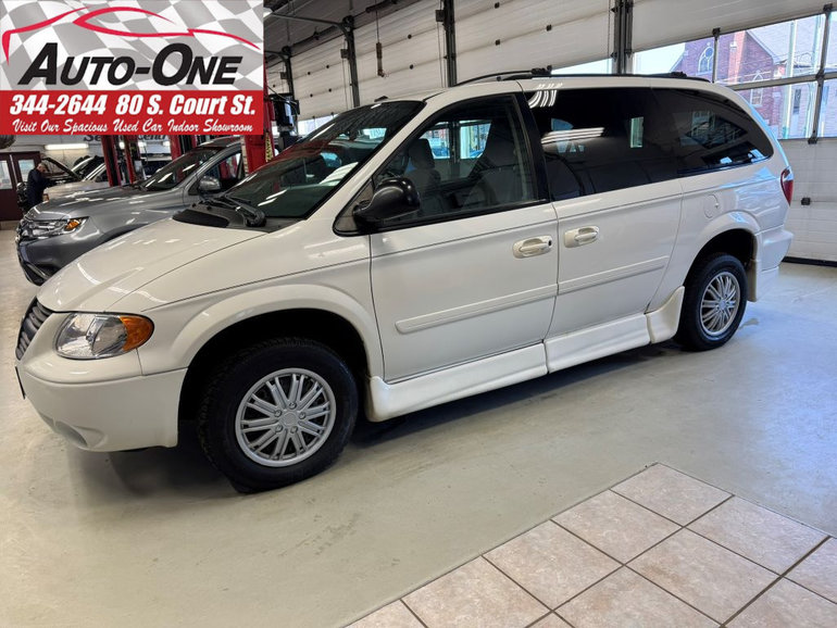 2006 Dodge Grand Caravan SXT