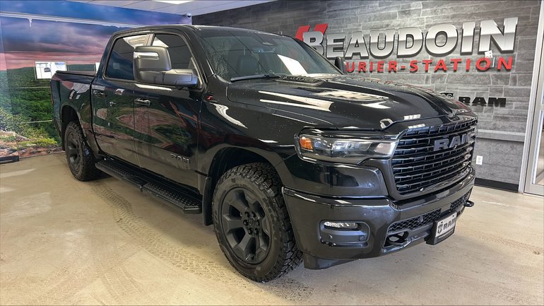 2025 Ram 1500 SPORT