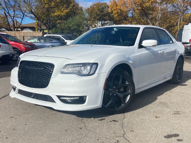 2023 Chrysler 300