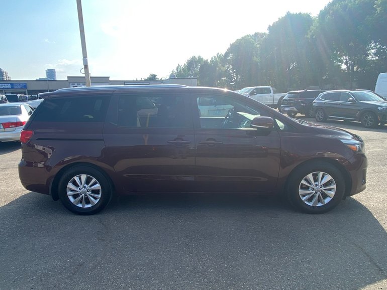 2017 Kia Sedona