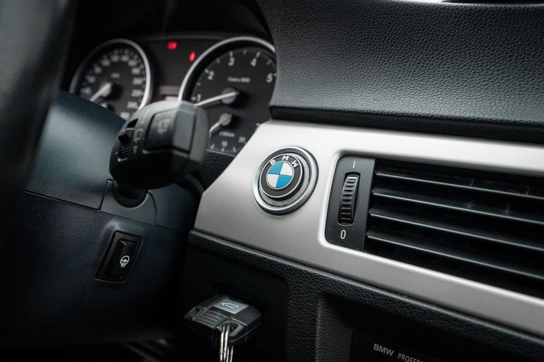 2011 BMW 3 Series