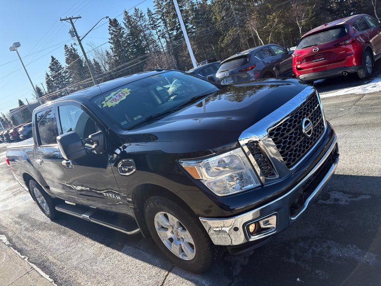 2017 Nissan Titan